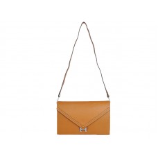 Hermes Pilot Envelope Clutch Camel със сребърен обков