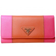 Кожен портфейл Prada Saffiano Tri-Fold, ярко розов с оранжев цвят