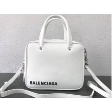 Чанта Balenciaga Triangle Square XS бяла 513995c8k021003