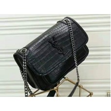 Saint Laurent Niki Small в релефно черно в крокодилско синьо