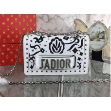 Мини чанта Dior J'Adior с бродирани цветя в бяло и черно