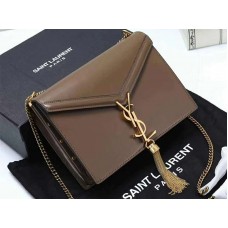 Чанта с закопчалка от телешка кожа Saint Laurent Cassandra Monogram, кафява