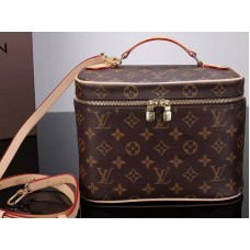 Чанта Louis Vuitton Monogram Canvas Nice BB m42265