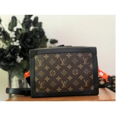 Чанта Louis Vuitton Monogram Canvas Matchpoint Soft M44427