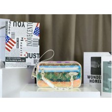 Чанта Louis Vuitton Monogram Embossed PVC Pochette Volga Iridescent Prism m44458