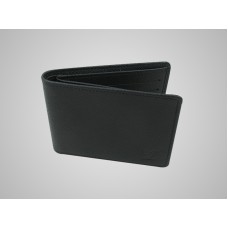 Портфейл Louis Vuitton Taiga сгъваем тип „книга“ с девет слота за кредитни карти